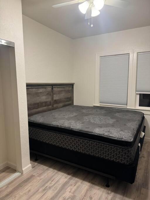 Bumblebee House Apartment Oakland Ngoại thất bức ảnh