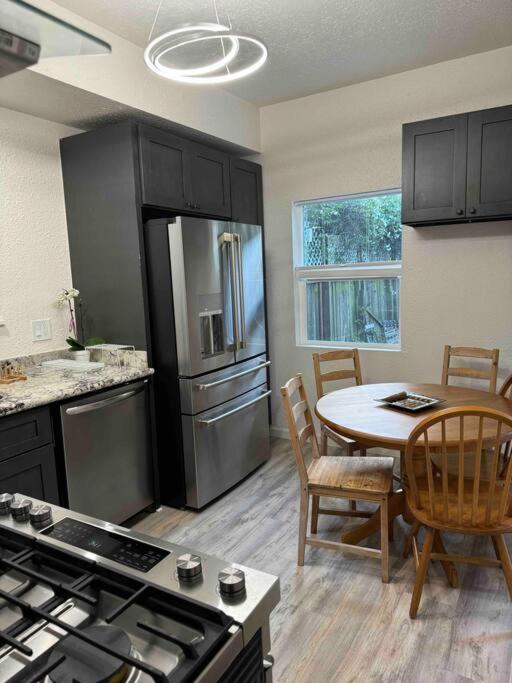 Bumblebee House Apartment Oakland Ngoại thất bức ảnh